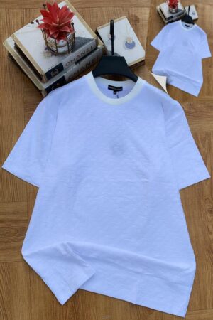 HIGH QUALITY COLLAR-NECK ​