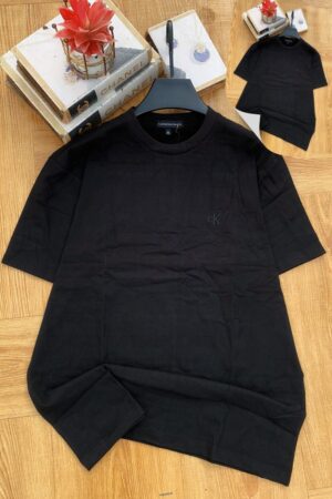 HIGH QUALITY COLLAR-NECK ​